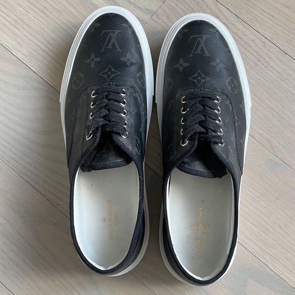 Louis Vuitton mens LUXEMBOURG SNEAKER size 10US (size 9 LV). Worn once indoors - Picture 5 of 7